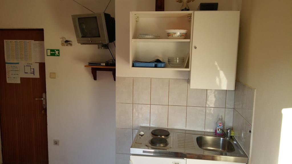 Apartments Srhoj Stari Grad  Exterior foto